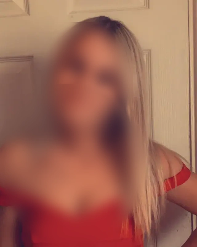 Manon - Image 4